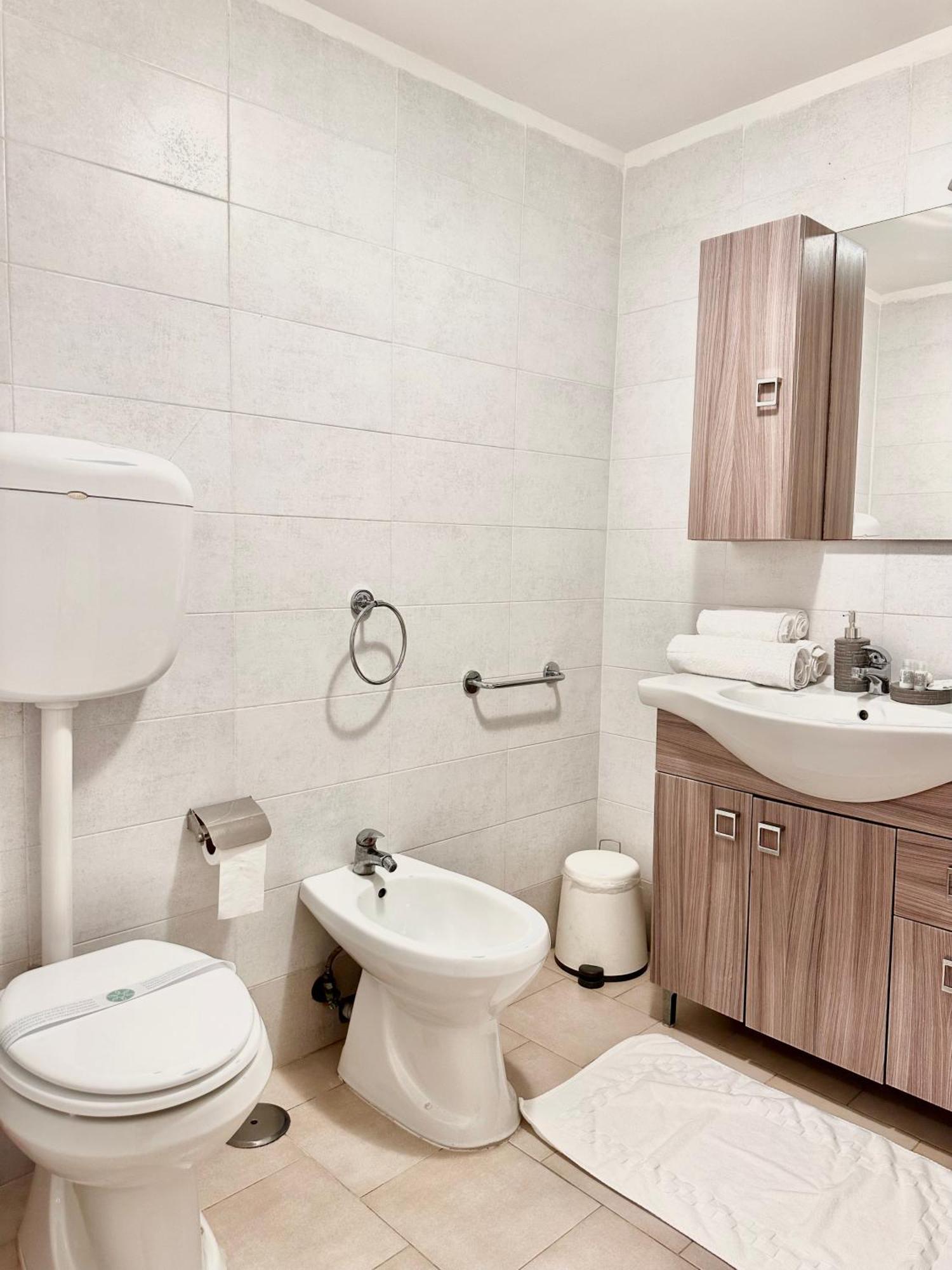 Santa Clara Bed & Breakfast Napoli Bagian luar foto